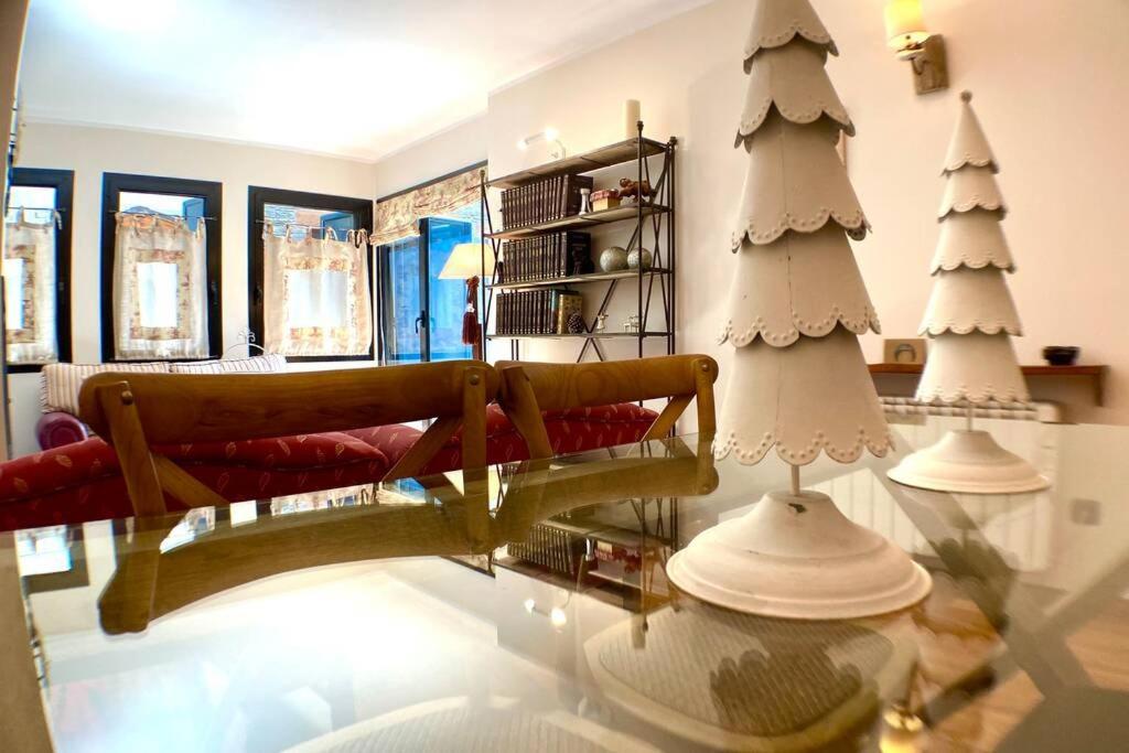 Apartamento Mikka Devesa Incles Exterior foto
